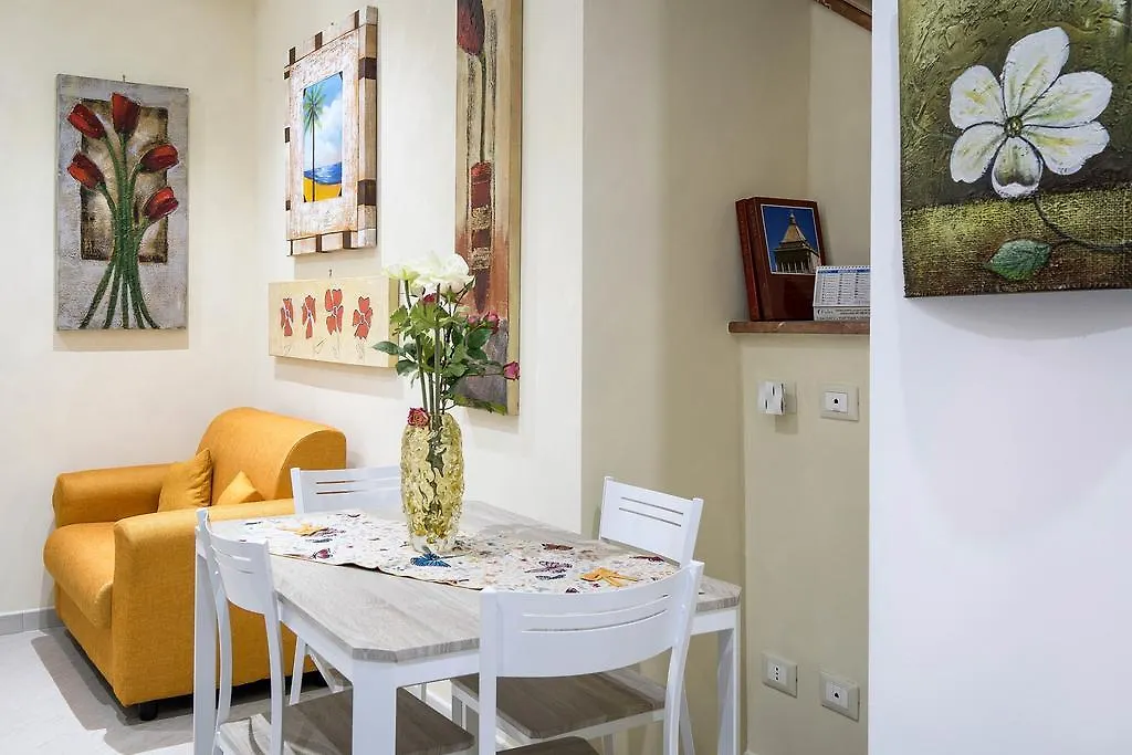 Casa Petra Ai Quattro Canti Palermo Italien